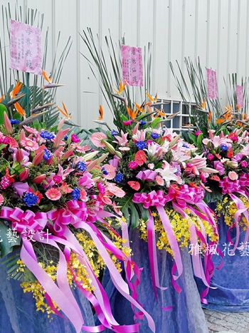 南投花店追思喪禮鮮花羅馬柱送殯儀館公祭場合
