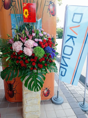 高質感羅馬花柱_機械公司新產品上市發表會推薦彰化雅楓花店