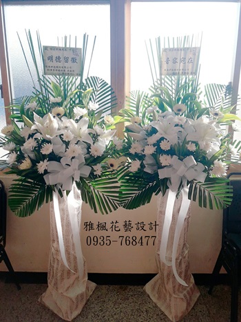 白色祝福花籃_彰化花店專車送達台中_彰化_南投_雲林花店追思花籃