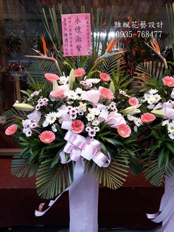 彰化花店專人送達追思弔慰藝術花籃