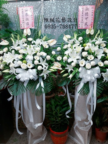 免運費!!公祭藝術花籃斗南花店專車送達&烏日_鹿港_草屯_斗六花店白事花籃