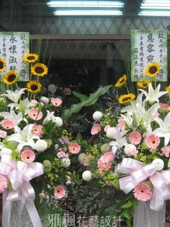 喪禮大型高架花籃_雲林縣崙背鄉花店送告別式花籃