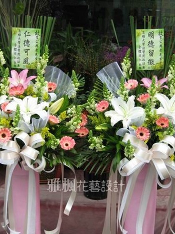 二對以上，一對2500元(限同時間，地點送達)高架花籃田中鎮花店送花藍追思弔慰場合