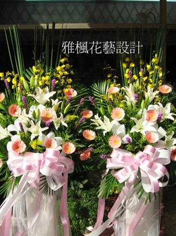 藝術花籃彰化市花店外送服務!!(任何場合都適合喔)