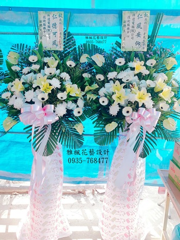 追思致哀花禮_大型高架花籃_雲林花店