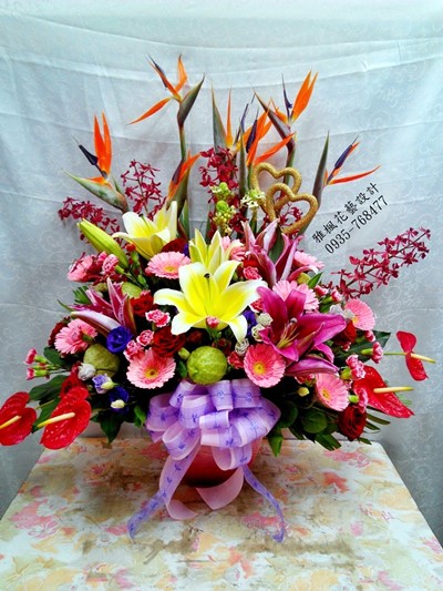 好姊妹結婚賀禮桌上盆花_雅楓花店彰化市花店